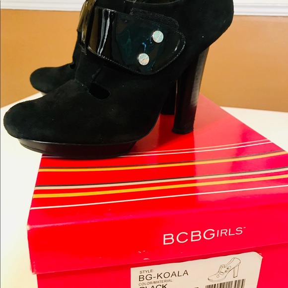 Black Suede BCBGirls koala style size 8.5 - Picture 5 of 6